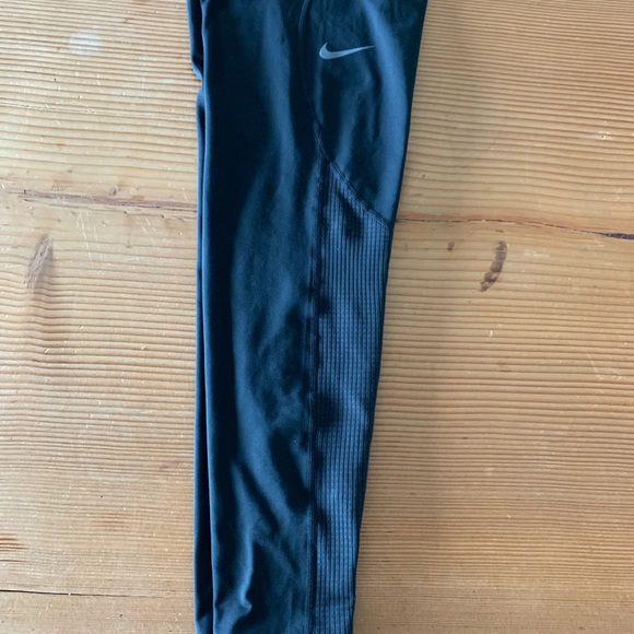 Nike Pro Dri Fit Exercise Leggings - Picture 2 of 6